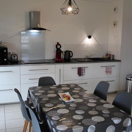 Appartement Bordeaux Lac Exterior foto