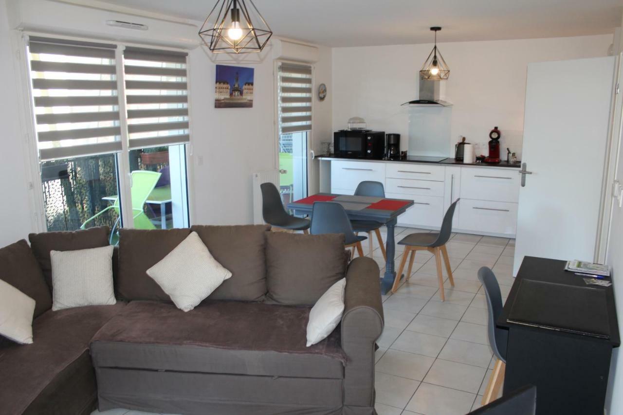 Appartement Bordeaux Lac Exterior foto